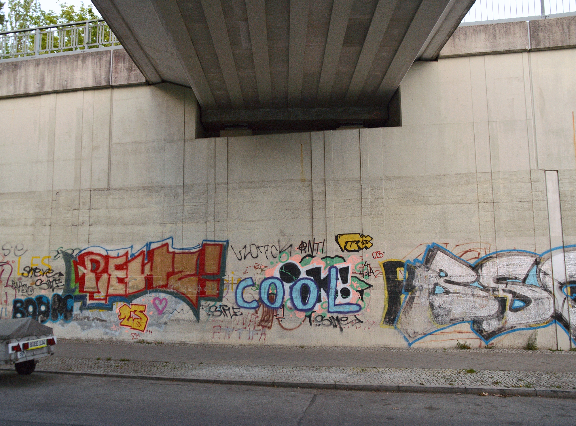 Berlin, S-Bahnbruecke Heilsberger Allee, Mai 22