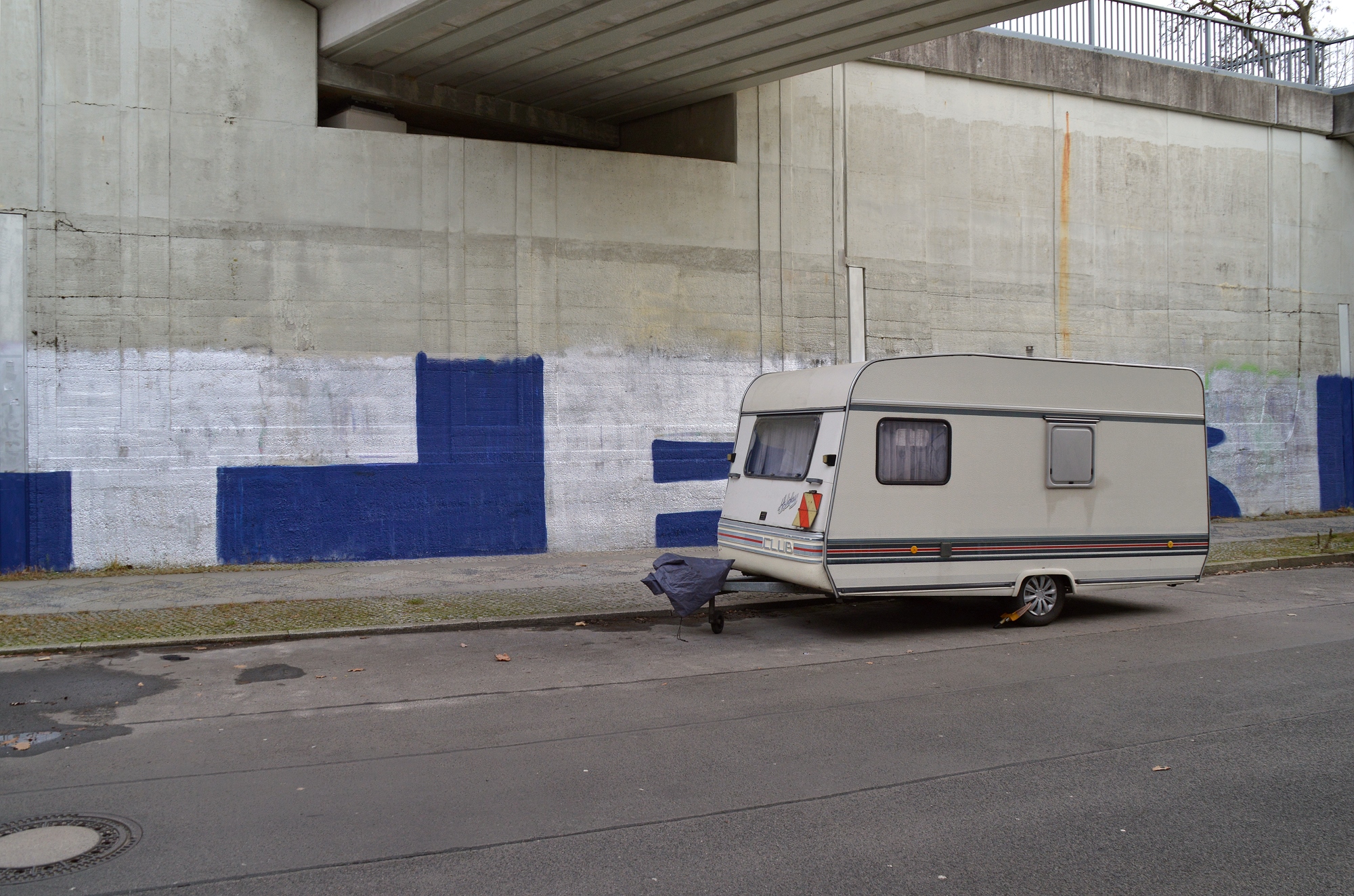 Berlin, S-Bahnbruecke Heilsberger Allee, Dez 23